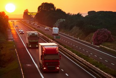 Zakaz wyprzedzania aut ciężarowych na autostradach w Polsce M&W Spedition